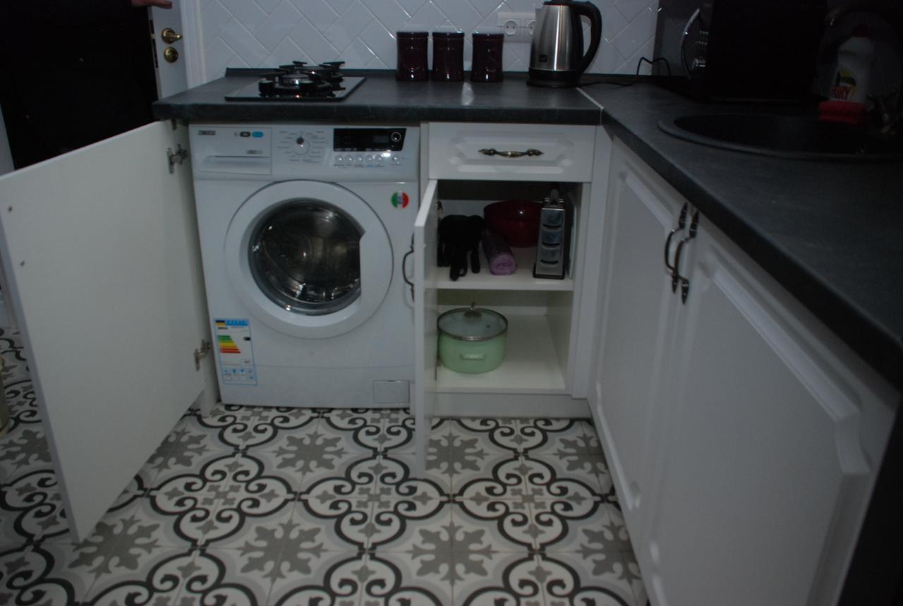 City Center Apartments 2 Lviv Bagian luar foto