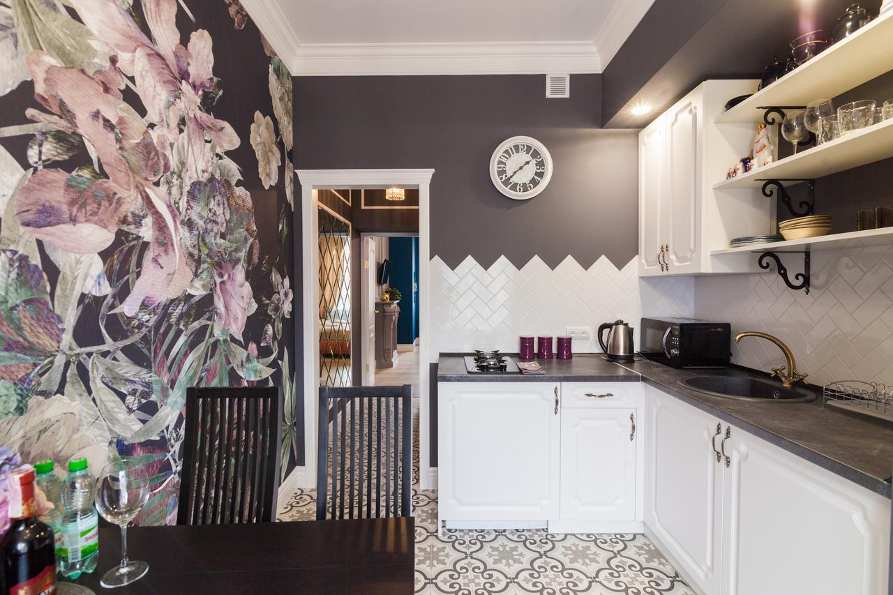 City Center Apartments 2 Lviv Bagian luar foto
